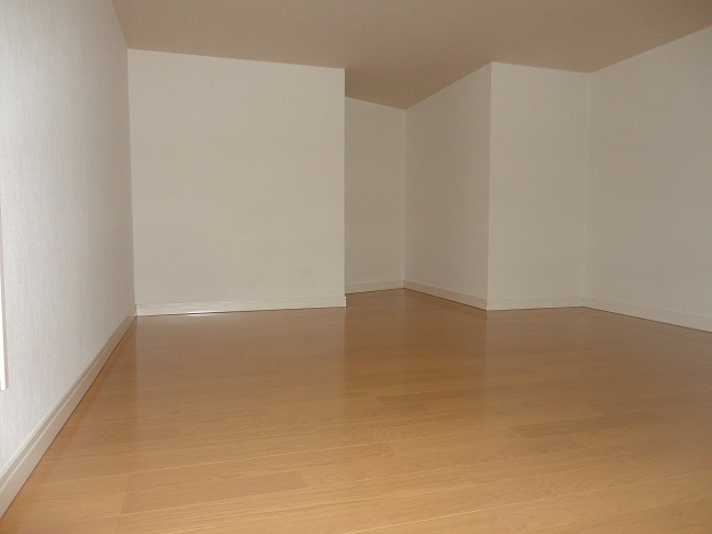 Other room space. loft