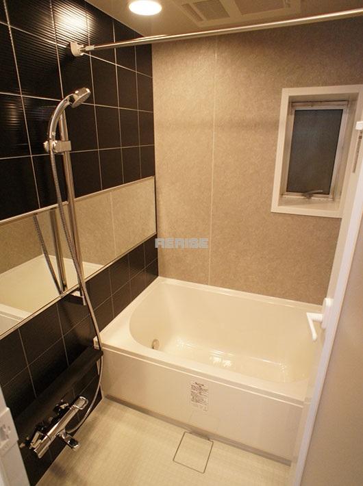 Bathroom. Bathroom Dryer, With reheating function