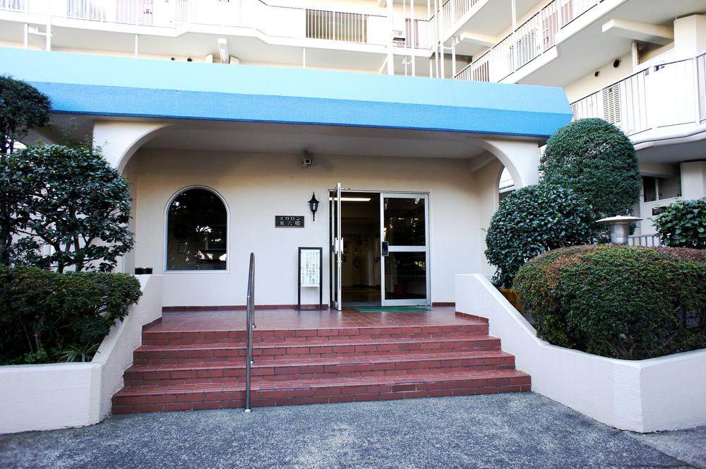 Entrance. Common areas (November 2013) Shooting