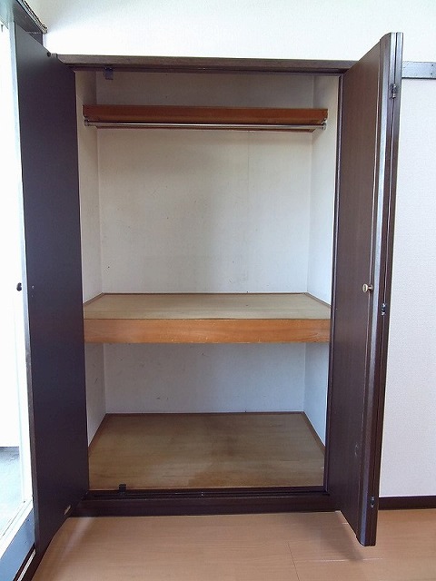 Receipt. Also with closet