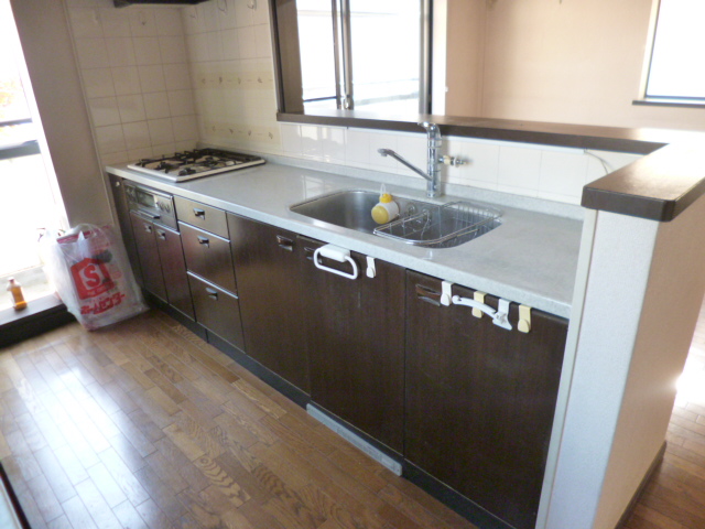 Kitchen. System kitchen Gas 3-neck