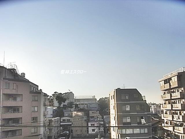 View photos from the dwelling unit. View from local