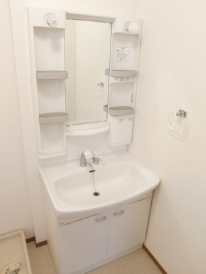 Washroom.  ※ Photos are separate in Room.