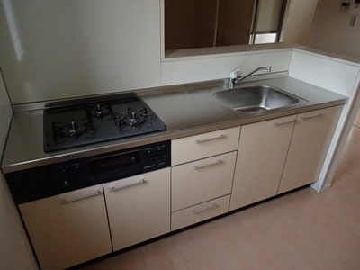 Kitchen. Gas 3-neck system Kitchen