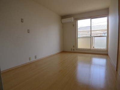 Living and room. ◆ dining kitchen ◆