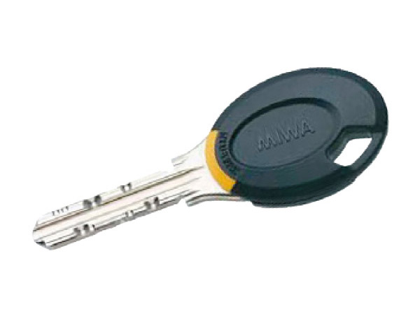 Security.  [Non-contact key] To the entrance door, Easily it can be opened and closed the door in the operating-catching press, Adopt a convenient push-pull door handle, such as when you go out with the luggage.