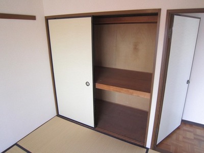 Receipt. Storage space