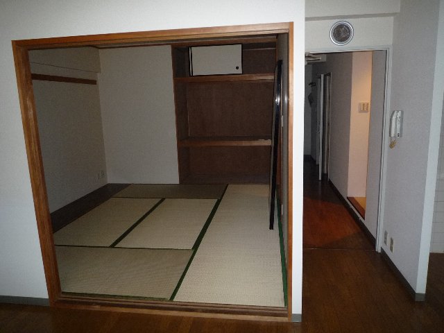 Other room space