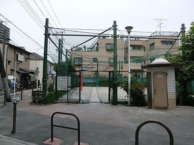 Other. Kamata Third Street Square