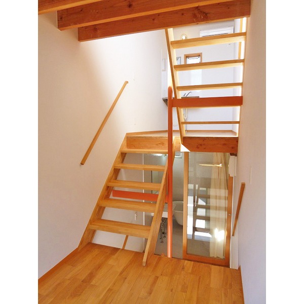 Living and room. Like Athletic