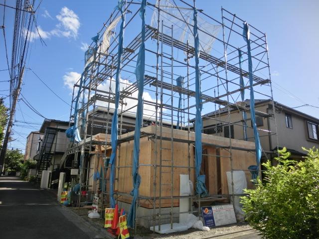 Local appearance photo. Local (10 May 2013) Shooting