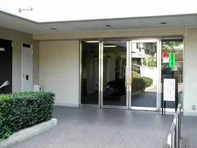 Other common areas. Entrance