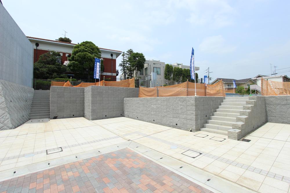 Local land photo. 6 compartment 164.02 sq m (49.61 square meters) 9220 is the yen. You differences landscape seen by compartment. Please come by all means to the local!