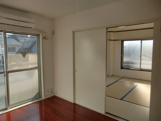 Living and room. It is a partition of the sliding door.