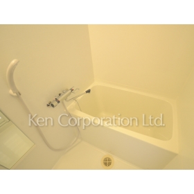 Bath. Shoot the same type the fifth floor of the room. Specifications may be different.