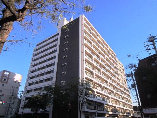 Local appearance photo. Local (11 May 2013) Shooting