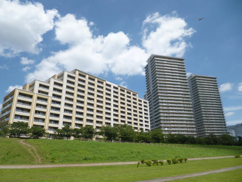 Local appearance photo. Local (July 2013) Shooting The entire Total units 962 units of the big community