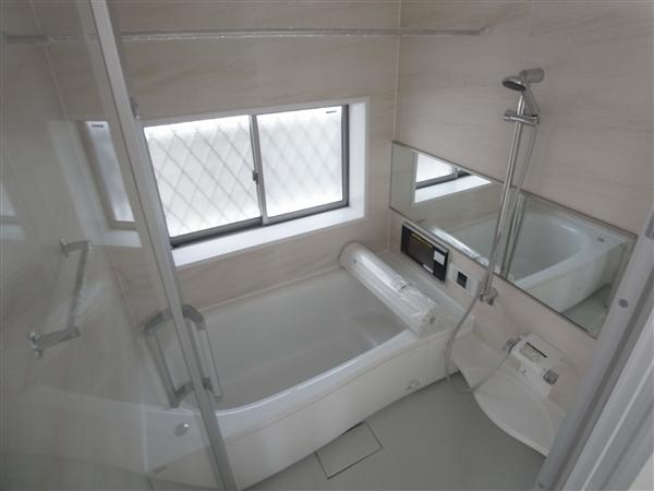 Bathroom. Bathroom 2013 / 09 shooting