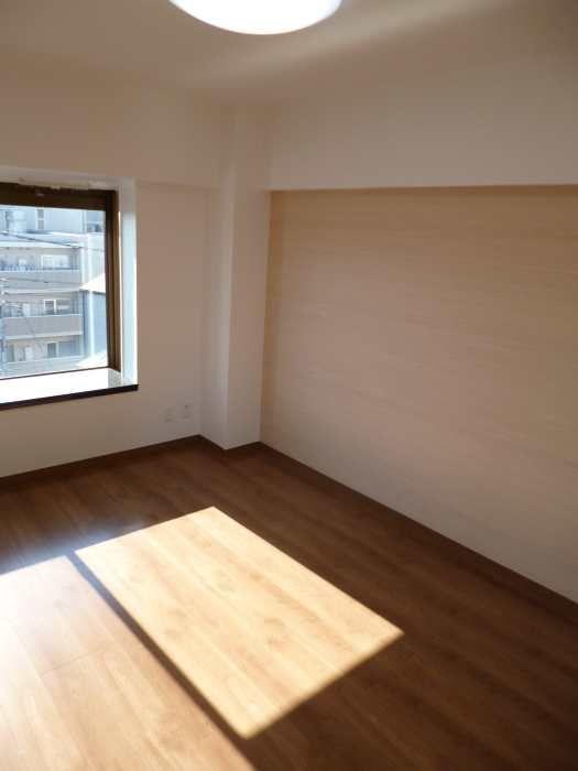 Same specifications photos (living)