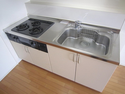 Kitchen. 3-neck gas grill with a system Kitchen