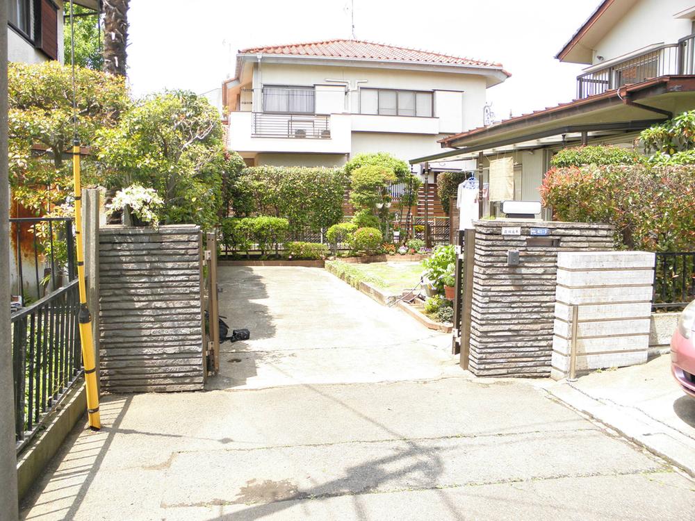 Local photos, including front road