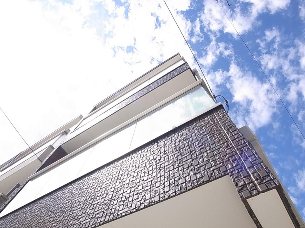 Building plan example (exterior photos). Local (September 2013) Shooting