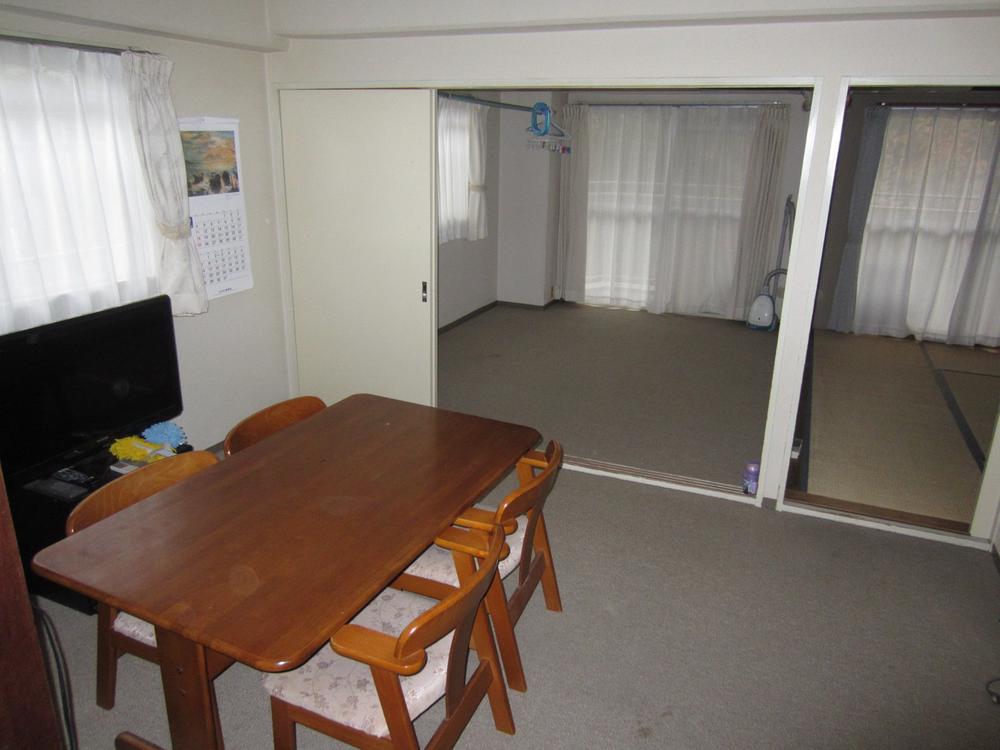 Living. Indoor (December 2013 shooting)