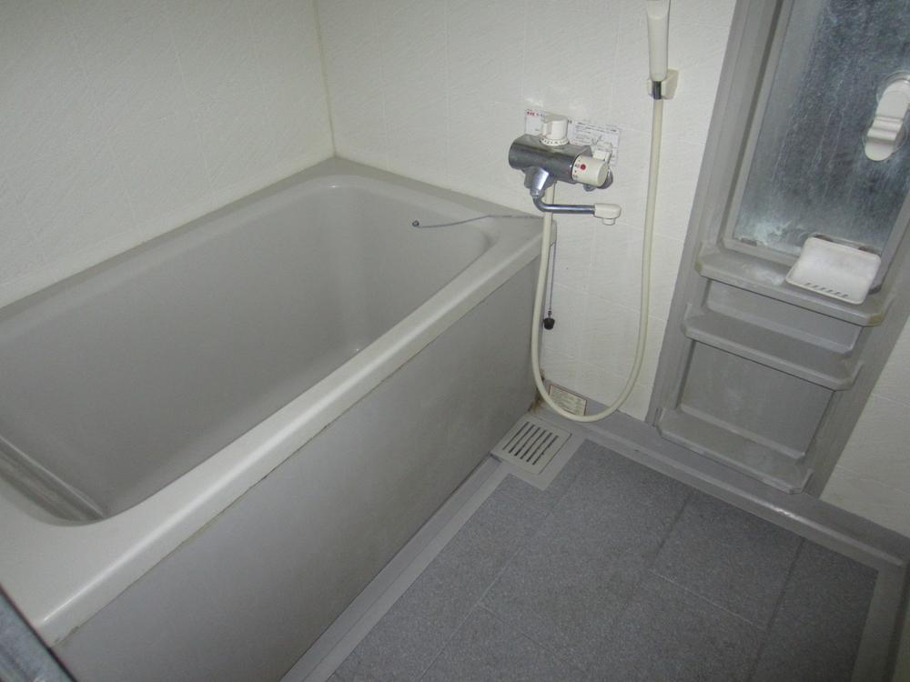 Bathroom. Bathroom (December 2013 shooting)