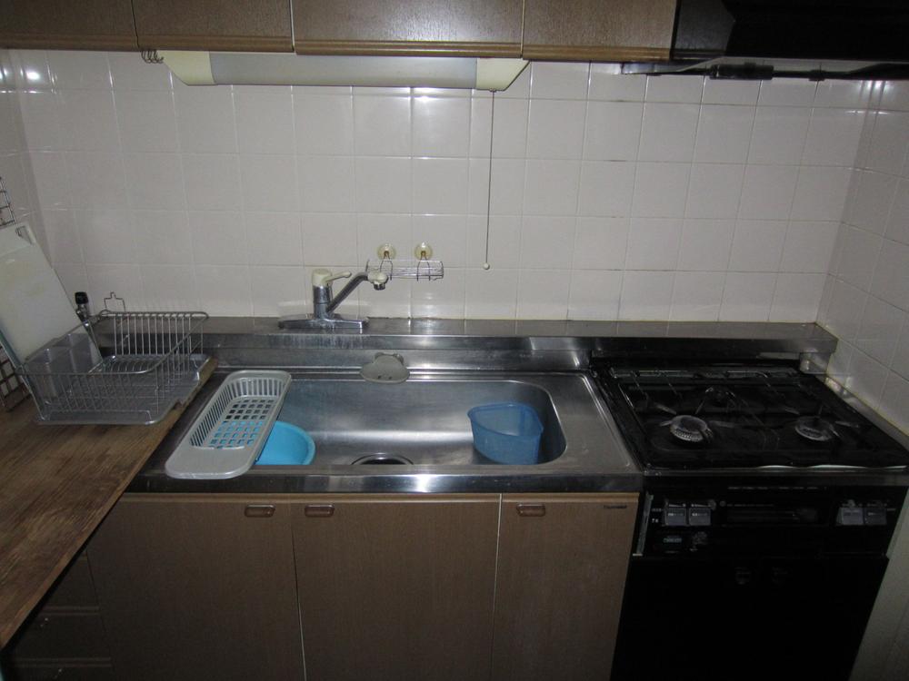 Kitchen. Kitchen (December 2013 shooting)