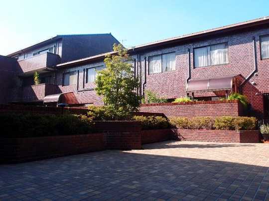 Local appearance photo.  ■ State of the entrance in the communal area