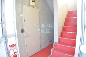 Convenience store. (Convenience store) to 343m