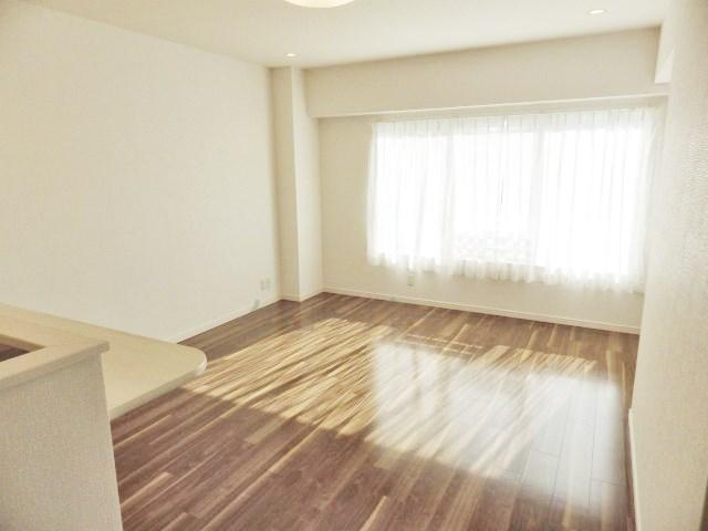 Living. Bright living room