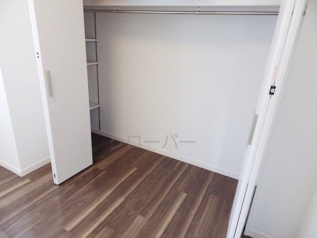 Receipt. Western style room closet