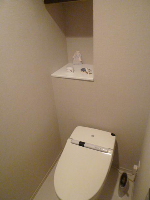 Toilet. Indoor (June 2013) Shooting