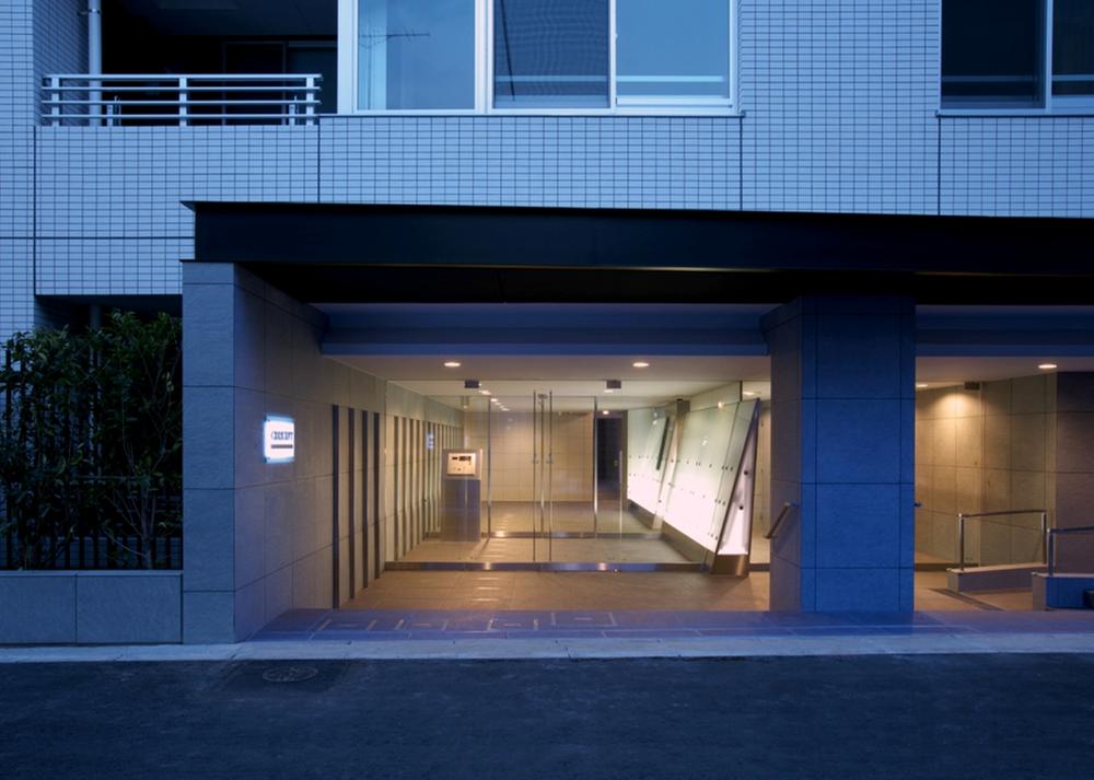 Local appearance photo