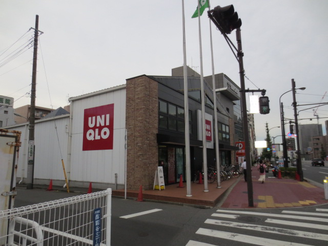 Shopping centre. 523m to UNIQLO Daejeon Torii store (shopping center)