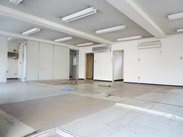 Other room space. Spacious without 88.3 square meters deposit guarantee company use mandatory