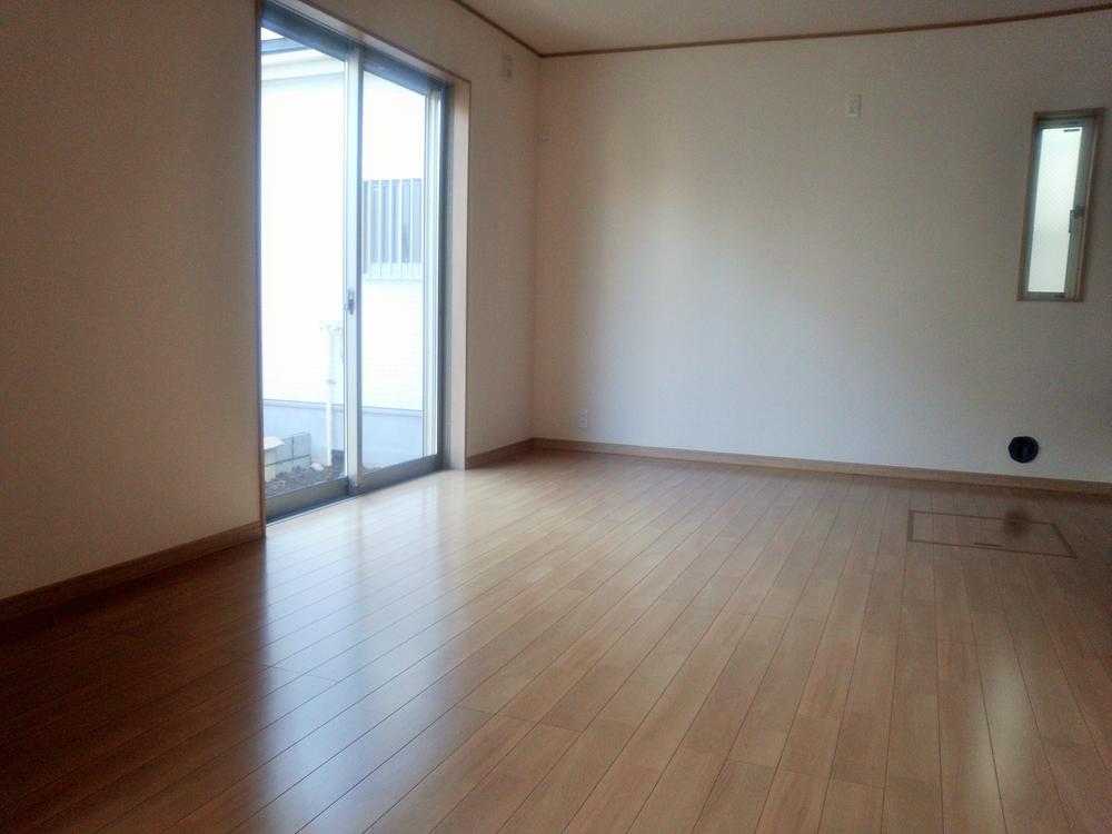 Living. Living Local (11 May 2013) Shooting