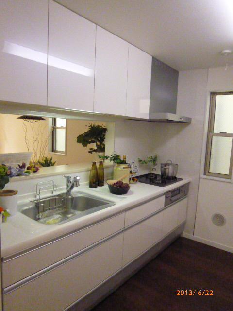 Building plan example (introspection photo). A spacious kitchen, By all means, please feel. 