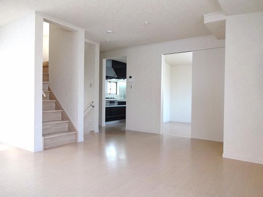 Living. Reference photograph