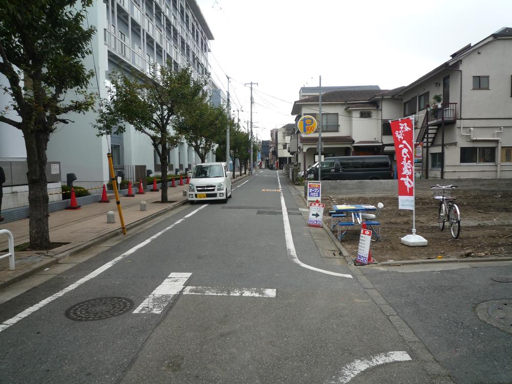 Local appearance photo. Local (11 May 2013) Shooting