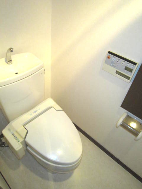 Toilet