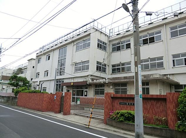 Junior high school. Daejeon municipal Yasukata until junior high school 929m