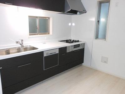 Same specifications photo (kitchen). Same specifications