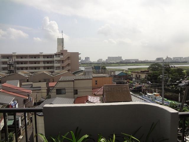 View photos from the dwelling unit. View from the site (December 2013) Shooting Facing south ・ 5th floor, Per yang ・ Good view! Overlook the water surface of the Tama River