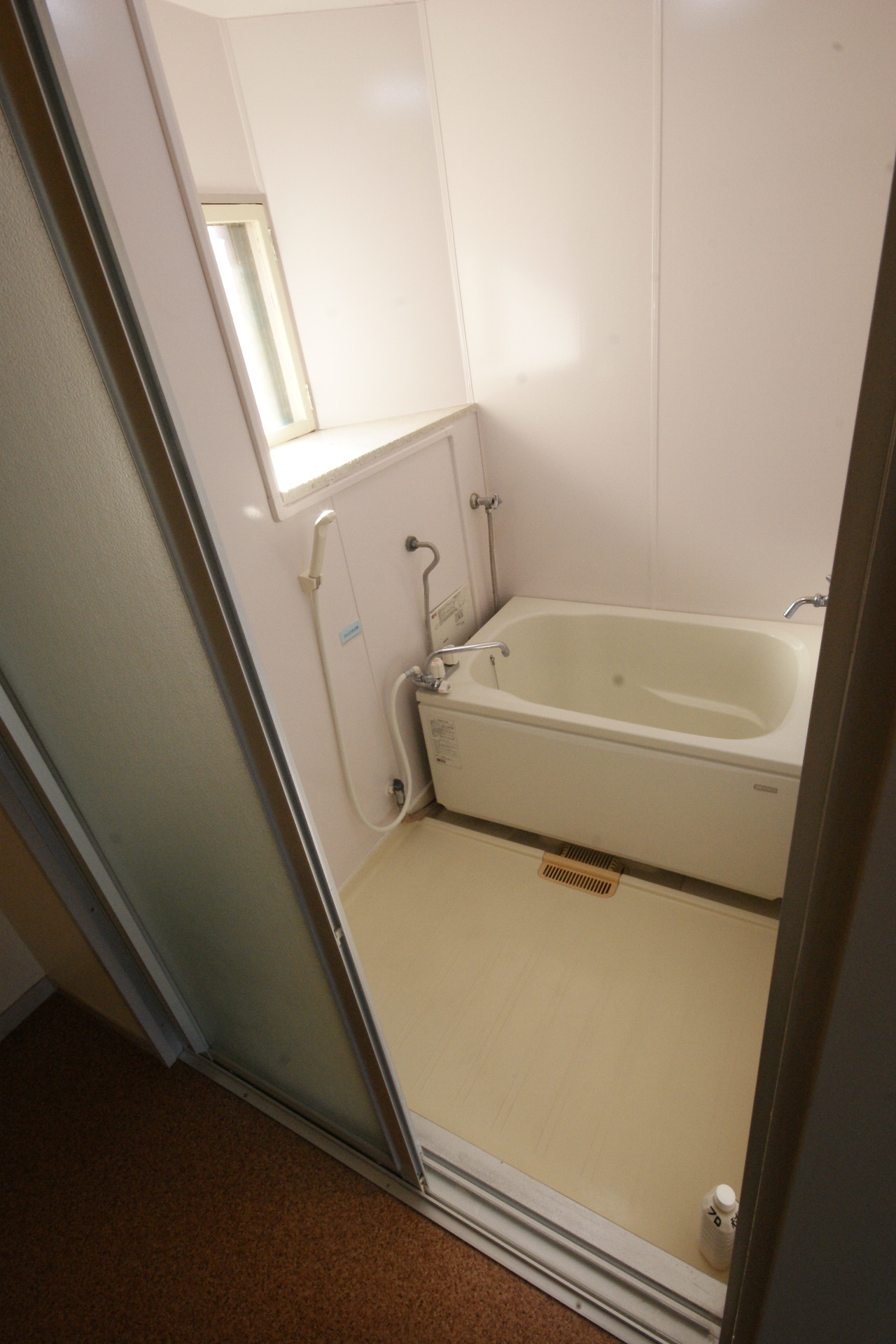 Bath. With reheating function