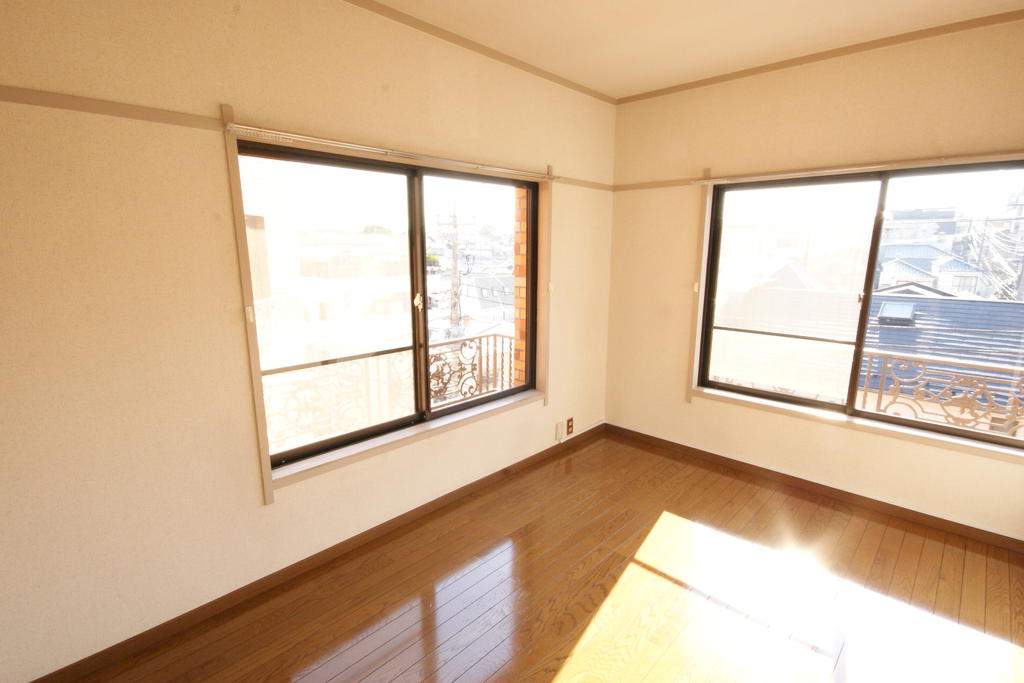 Living and room. Hiroshi 6