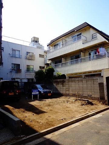 Local photos, including front road. Local shooting