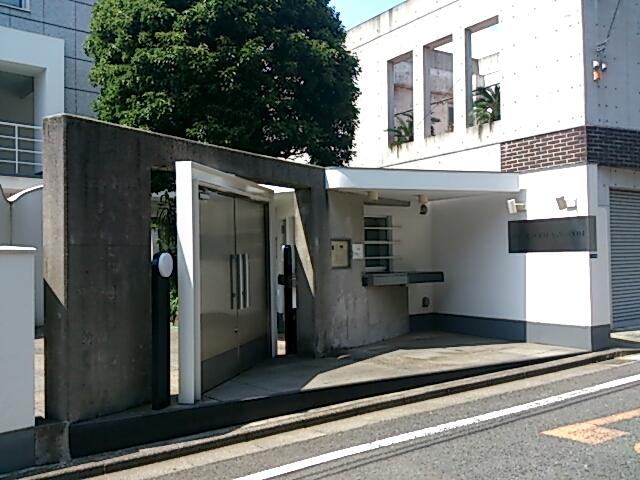 Local appearance photo. Local (July 2013) Shooting