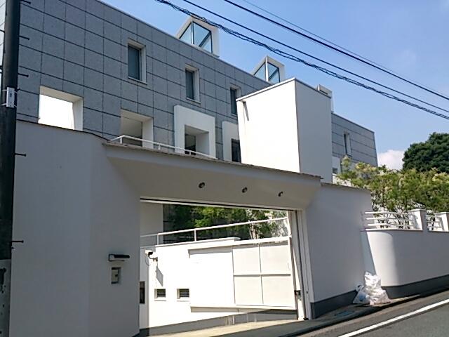 Local appearance photo. Local (July 2013) Shooting